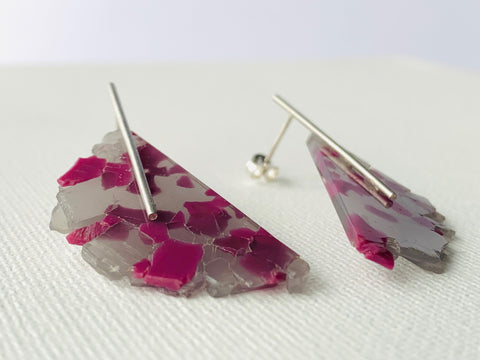 Granule Line Stud purple/grey