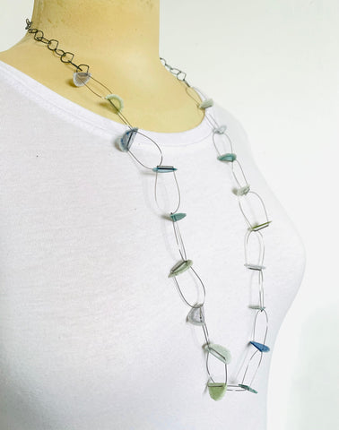 Long Dust Necklace - Blue/Green