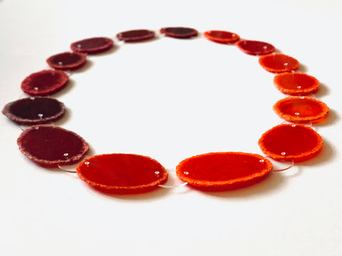 Dust Necklace Red