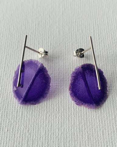Dust Fold Stud purple