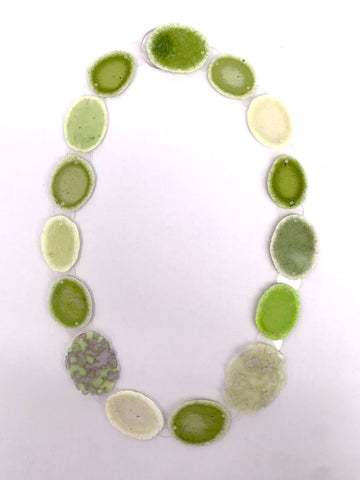 Dust Necklace Lichen Green