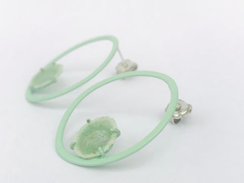 Oval Dust Stud Pistachio