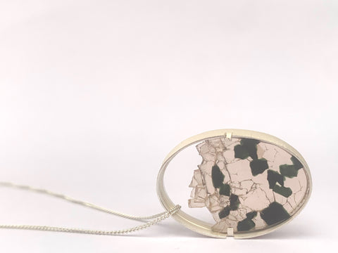 Granule Pendant - Sandstone/Forest Green