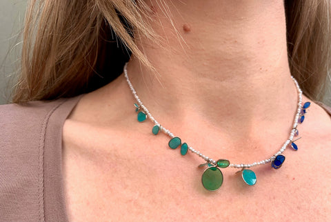 Edge Cluster Necklace - Blue/Green