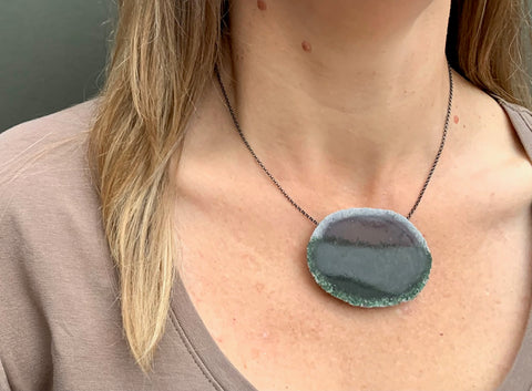 Dust Pendant Dark Grey/Forest Green