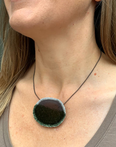 Dust Pendant Dark Grey/Forest Green