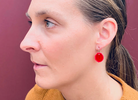 Dust Drops raspberry red