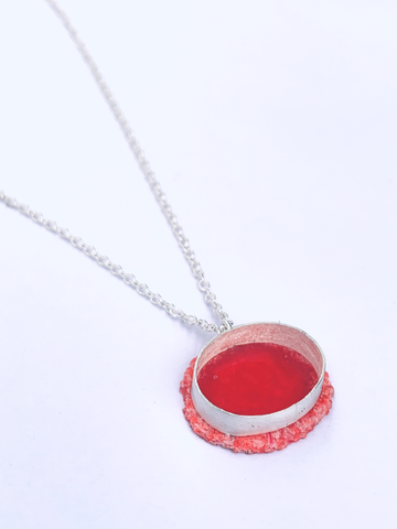 Boxy Dust Pendant - Red