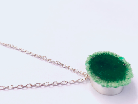 Boxy Dust Pendant - Green
