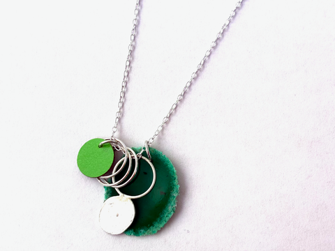 Cluster Dust Pendant - Dark Green/Grass
