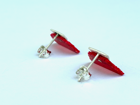 Mini Dust Studs - Dark Red