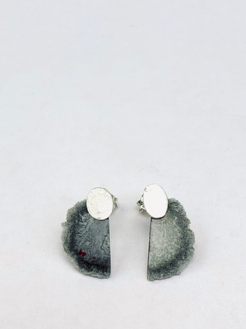 Mini Dust Studs - Dark Grey