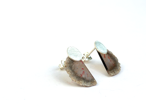 Dust Studs - Brown