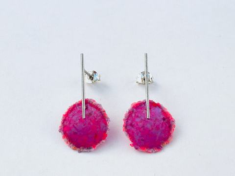Linear Dust Stud - Bright Pink