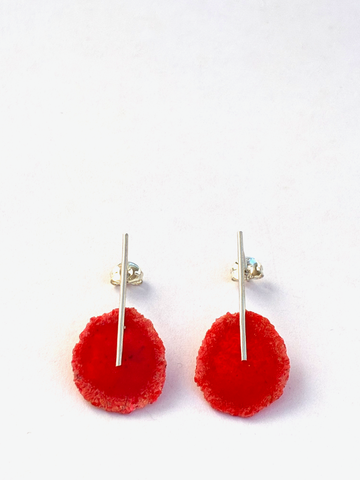 Linear Dust Stud - red