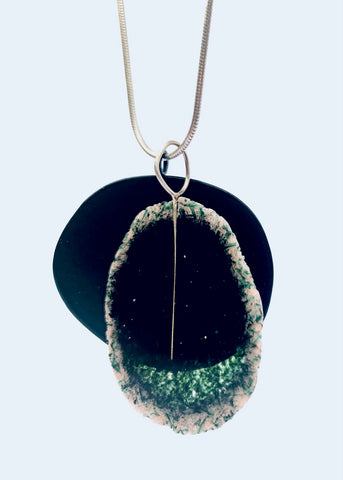 Dust Pendant Forest Green