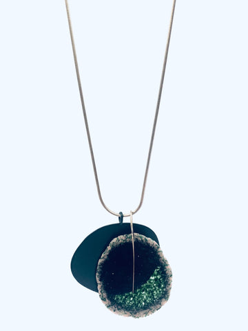 Dust Pendant Forest Green