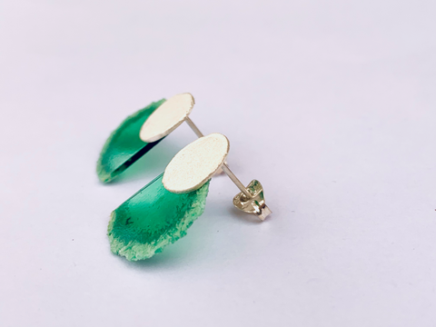 Dust Studs - Grass Green