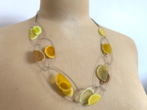 Dust Link Necklace Yellow