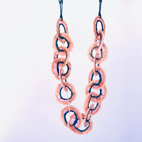 Dust Chain - Pink/Turquoise