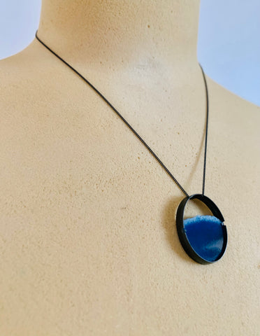 Oval Dust Pendant (Small) Blue